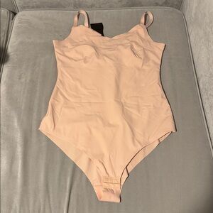 Pinsy Bodysuit Shapewear in Light Pinky Nude
